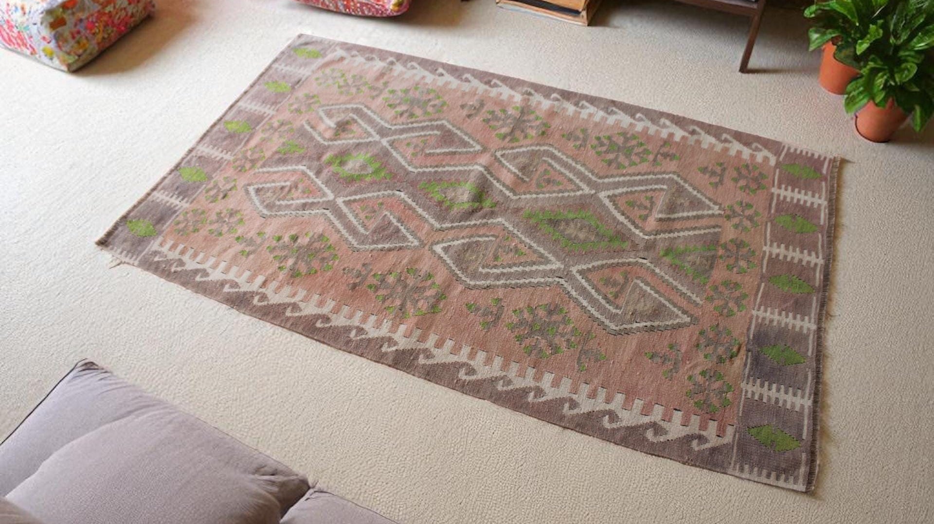 Anatolian Kilims in Summer: Why the Best Rugs Work All Year Round