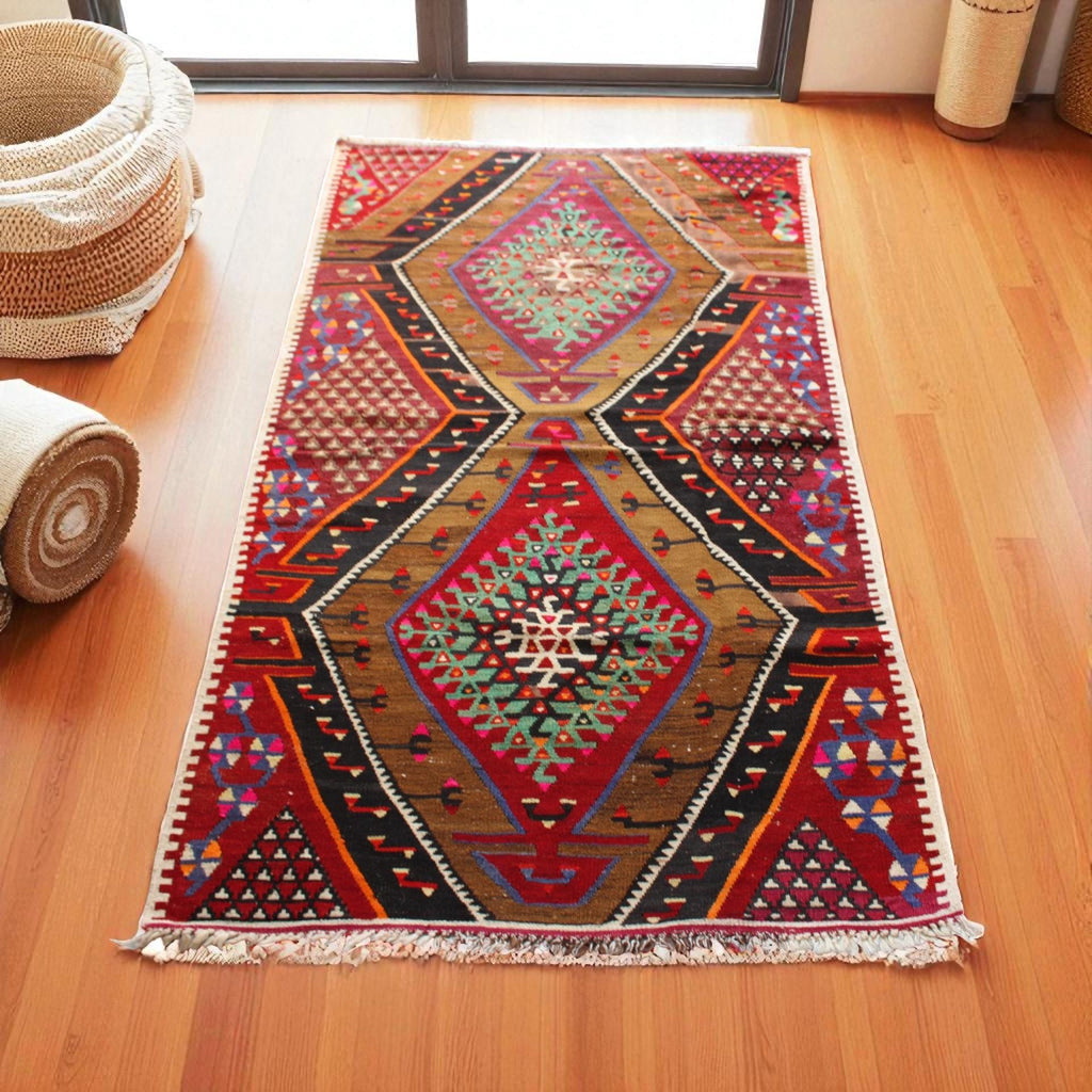 Authentic Turkish Kilim Style | Tribal Boho Area Rug | Handwoven Wool Decor, 95cm x 165cm