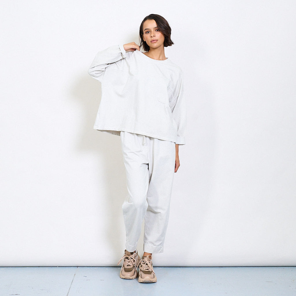 Light Grey Oversized Sweatshirt, Unique Size – Minimalist Lounge Top, Boxy Long Sleeve Pullover, Soft Cotton Relaxed Fit
