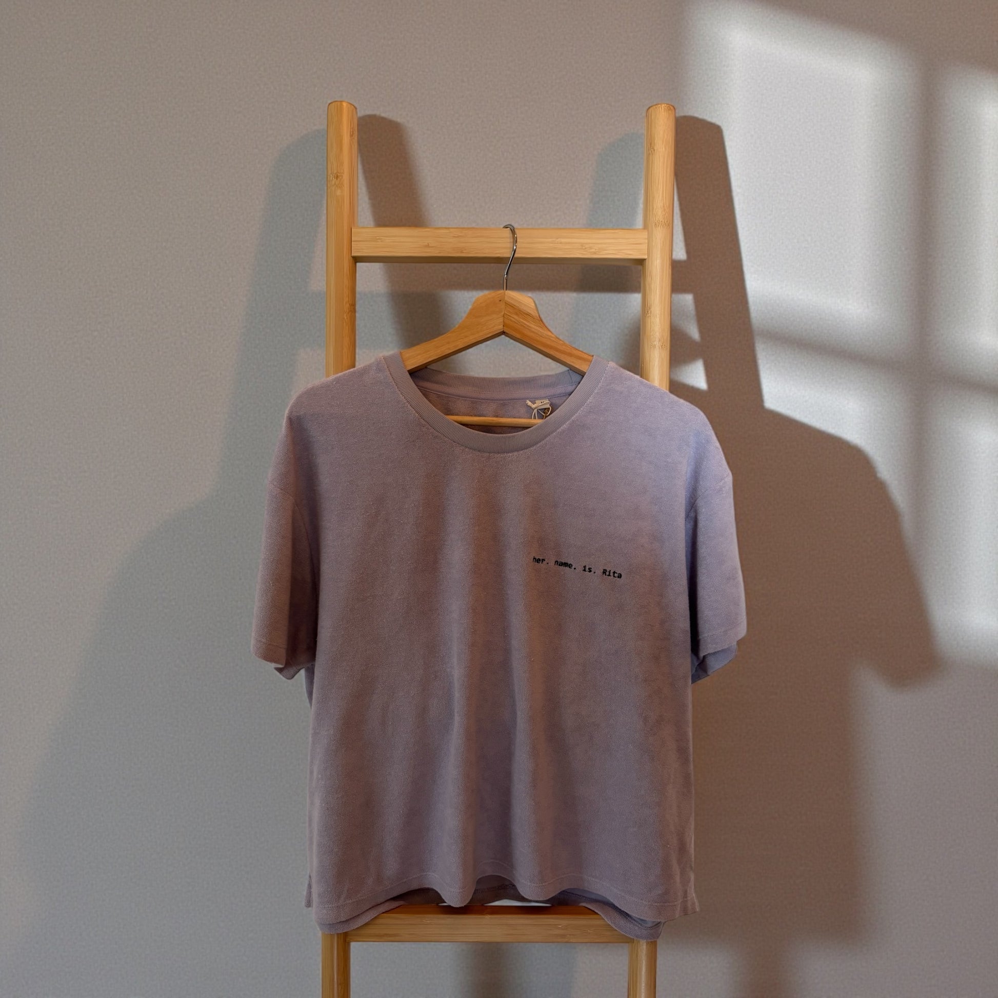Towel Effect Lavender T-Shirt – Minimalist Unisex Tee, Relaxed Fit Cotton Top, Neutral Everyday Basic