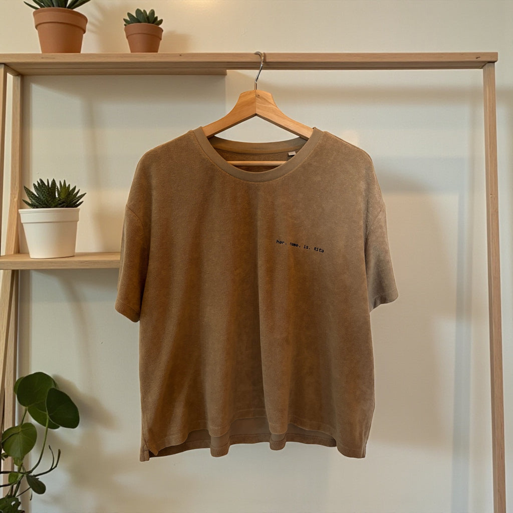 Towel Effect Brown T-Shirt – Minimalist Unisex Tee, Relaxed Fit Cotton Top, Neutral Everyday Basic