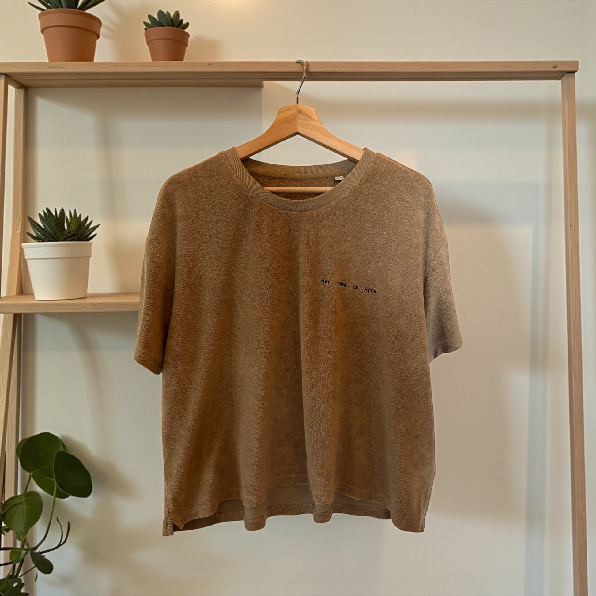 Towel Effect Brown T-Shirt – Minimalist Unisex Tee, Relaxed Fit Cotton Top, Neutral Everyday Basic